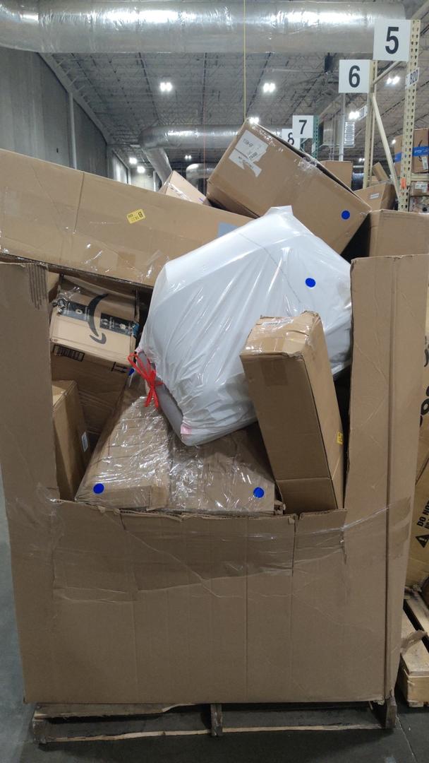 Pallets of Salvage items