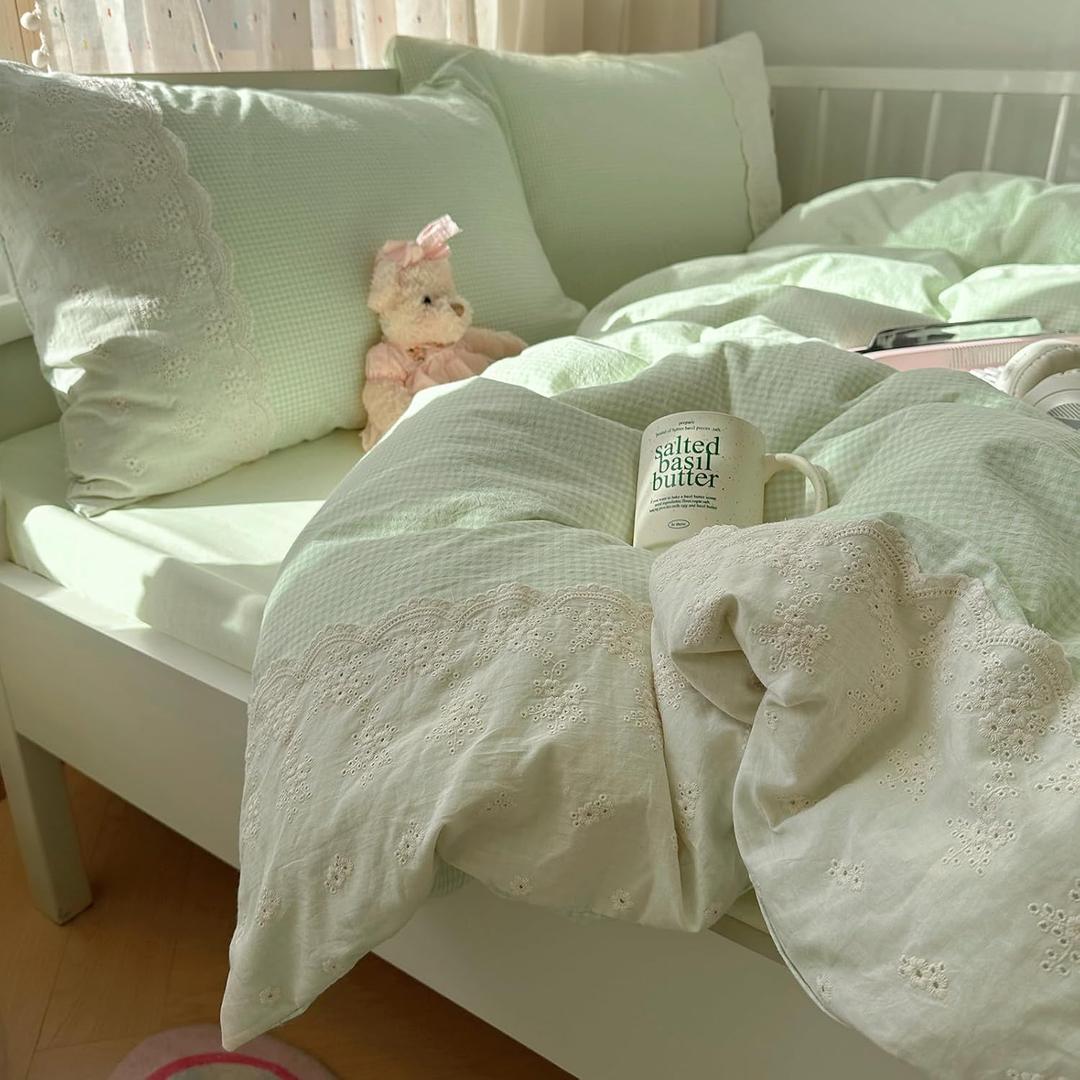 LifeTB Green Gingham Duvet Cover King 3 Pieces Romantic Lace Duvet Cover Soft Washed Microfiber Green Grid Plaid Comforter Cover with 2 Pillowcases Farmhouse Checkered Gingham Bedding Set (King (104"x90"))