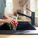 hansgrohe Zesis Black Single-Handle Kitchen Faucet, Kitchen Faucets with Pull Out Sprayer, Faucet for Kitchen Sink, Matte Black 74800671