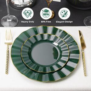 Chambury Casa Plates Dark Green Plastic Plates, Wavy Plates with Gold Rim Heavy Duty Disposable Party Plates, Fancy Dinner & Dessert Plates for Party and Wedding, 5 Packs