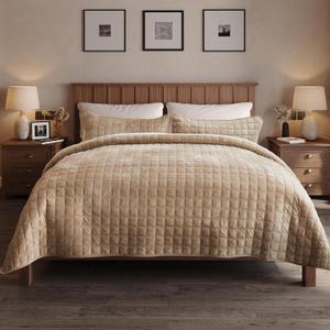 Fleeco 108'' x 96'' Velvet Quilt Set King Size, Lightweight Velvet Comforter Bedding Set, Ultra Soft Bedspread Coverlet with 2 Matching Shams, for All Seasons, Light Brown, King/Cal King