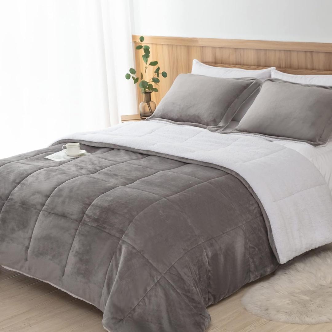 Seward Park Ultra Soft Sherpa Comforter Set Full Queen, Fall Winter All Season Down Alternative Bedding Sets Grey 3 Piece (1 Comforter and 2 Pillow Shams) (Charcoal)