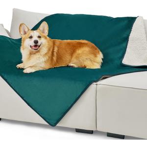 Bedsure Cat Blanket for Indoor Cats - Waterproof Calming Cat Blankets for Couch Protection, Sherpa Fleece Pet Blanket, Soft Plush Reversible Throw Furniture Protector, 50"x40", Green