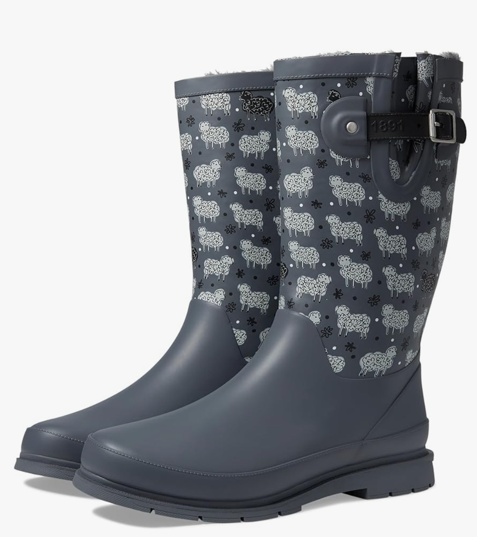 Western Chief Women's Tall Waterproof Rain Boot Outdoor Garden Shoes, Size 9