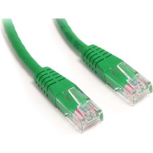 StarTech.com Cat5e Ethernet Cable - 10 ft - Green - Patch Cable - Molded Cat5e Cable - Network Cable - Ethernet Cord - Cat 5e Cable - 10ft (M45PATCH10GN)