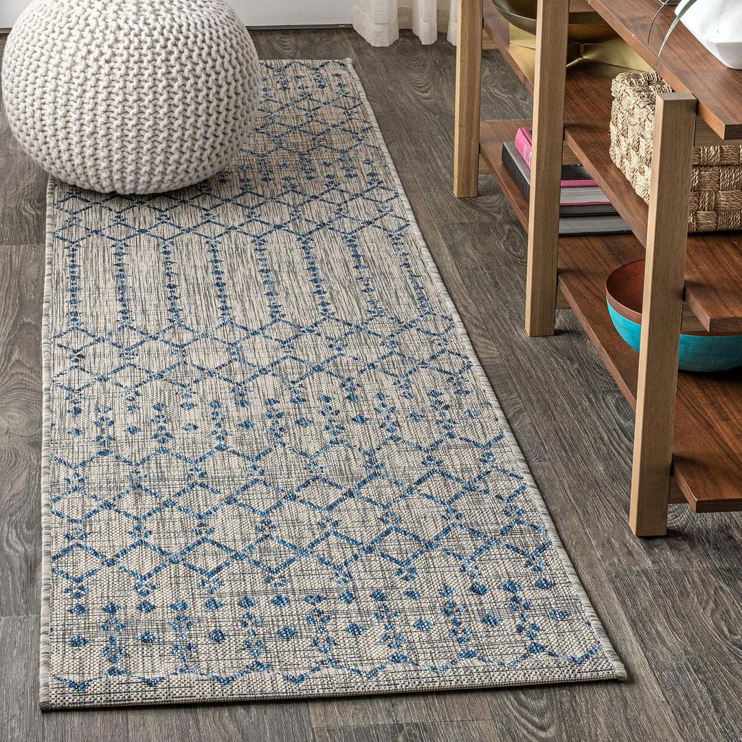 JONATHAN Y Moroccan Geometric Indoor Outdoor Runner Rug 2X8 Light Gray/Navy, Ourika Textured Weave for Backyard, Patio, Porch, Easy-Cleaning, High Traffic, Pet-Friendly, Non-Shedding (SMB108A-28)