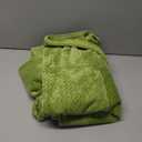 NEWCOSPLAY Super Soft Throw Blanket Green Premium Silky Flannel Fleece Leaves Pattern Lightweight Bed Blanket All Season Use (Green, Throw(50"x60"))