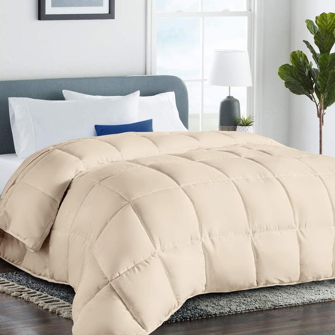 COHOME Premium Full Size Comforter, All-Season Quilted Down Alternative Duvet Insert, Luxury Hotel GentleSoft Comforter with Anti-Clump Tech & 8 Tabs - Reversible - Beige 82x86 inches