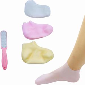 Mosituring Socks for Dry Crakced Feet -SiliconeMoisturizer Pedicure Socks for Hydrating Heels with Foot Fill Removing Callus (3 Pairs Mixed Colors)