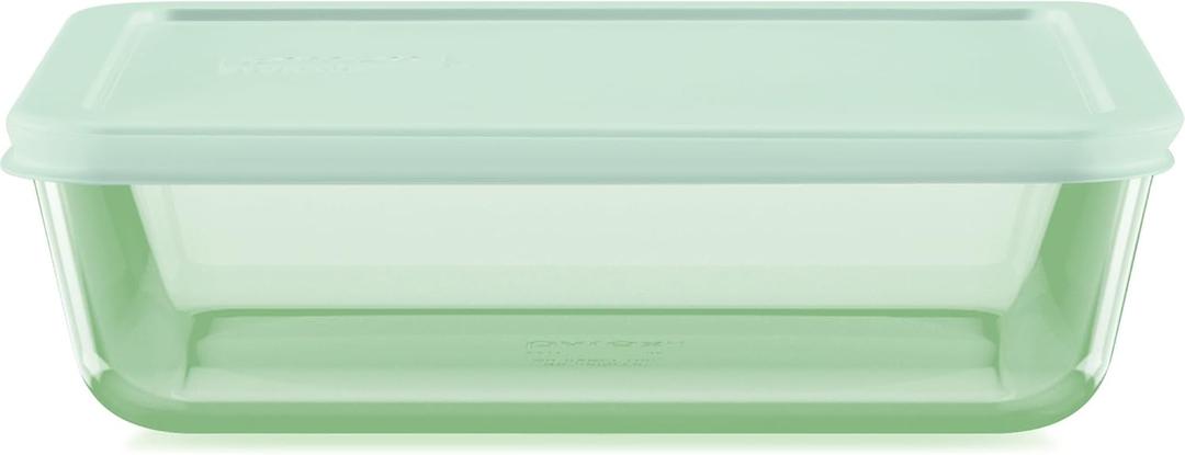 Pyrex Colors Tinted (6 Cup) Large Rectangular Food Storage Container, Snug Fit Non-Toxic Plastic BPA-Free Lids, Freezer Dishwasher Microwave Safe (Green)