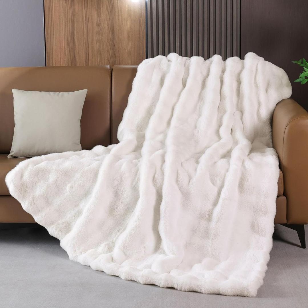 Faux Fluffy Fur Light Cream Beige Throw Blanket for Bedroom Couch Bed 50x60 Bunny Fuzzy Blanket for Adults Sofa Office Soft Thick Blanket Room Decor 860 GSM