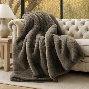 EVERGRACEHOME Luxury Soft Faux Chinchilla Fur Throw Blanket for Couch, Warm Thick Heavy Winter Throw Blanket 1220GSM for Bed, Fluffy Cozy Mink Blanket with Reversible Velvet, Smoky Sable, 60"x80"
