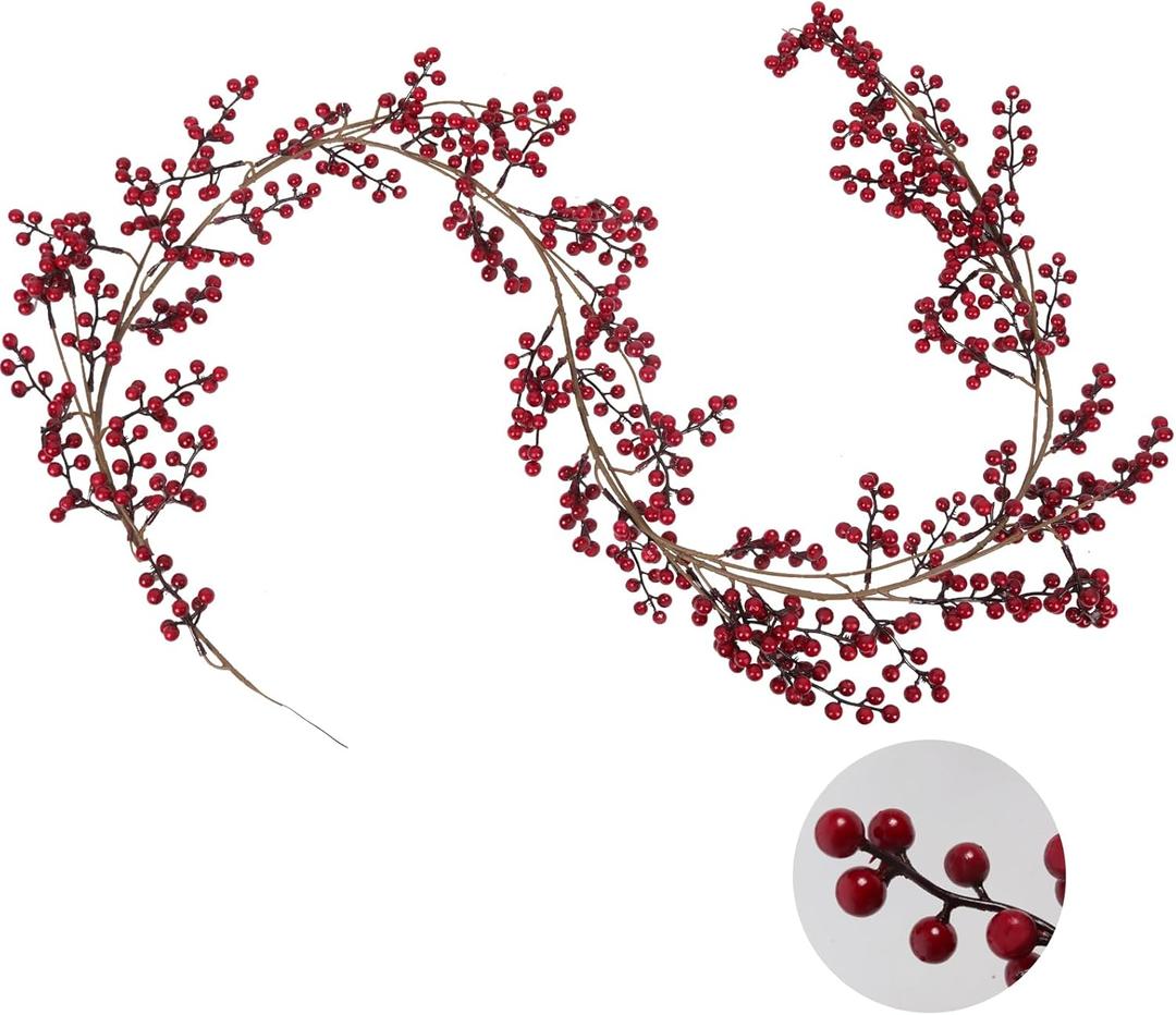 RECUTMS Christmas Red Berry Garland 5.6FT Christmas Garland Decoration Artificial Wreath for Indoor Outdoor Decoration Winter Christmas Holiday New Year Fireplace Table Decorations