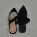 FEVERSOLE Women's Pointed Toe Fashion Mules Low Heel Flats Casual Summer Slide (8.5, Black Vegan Leather Raffia Strap)