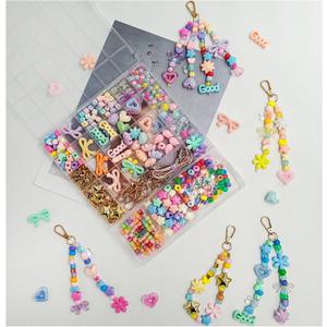 SUIMZESTI 521Pcs Colorful Bead Keychain Making Kit for Women, Acrylic Bag Charm Making Kit, Beads for Key Chain Bracelet Jewerly Making Kit
