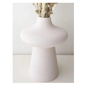 Porcelain Vase 5 x 8 Inch White