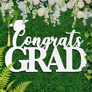 Yookeer 16.5 x 10.5 in Wooden White Congrats Grad Sign Graduation Party Decorations 2026 Congratulations Graduation Sign Photo Props with Graduate Cap Cutout for Backdrop Wall College Party Supplies