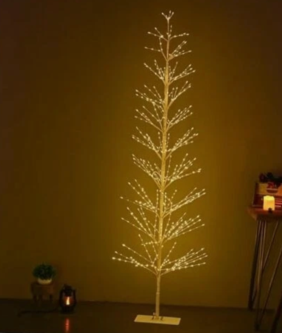 Artificial Tree 7ft /736 LED, White