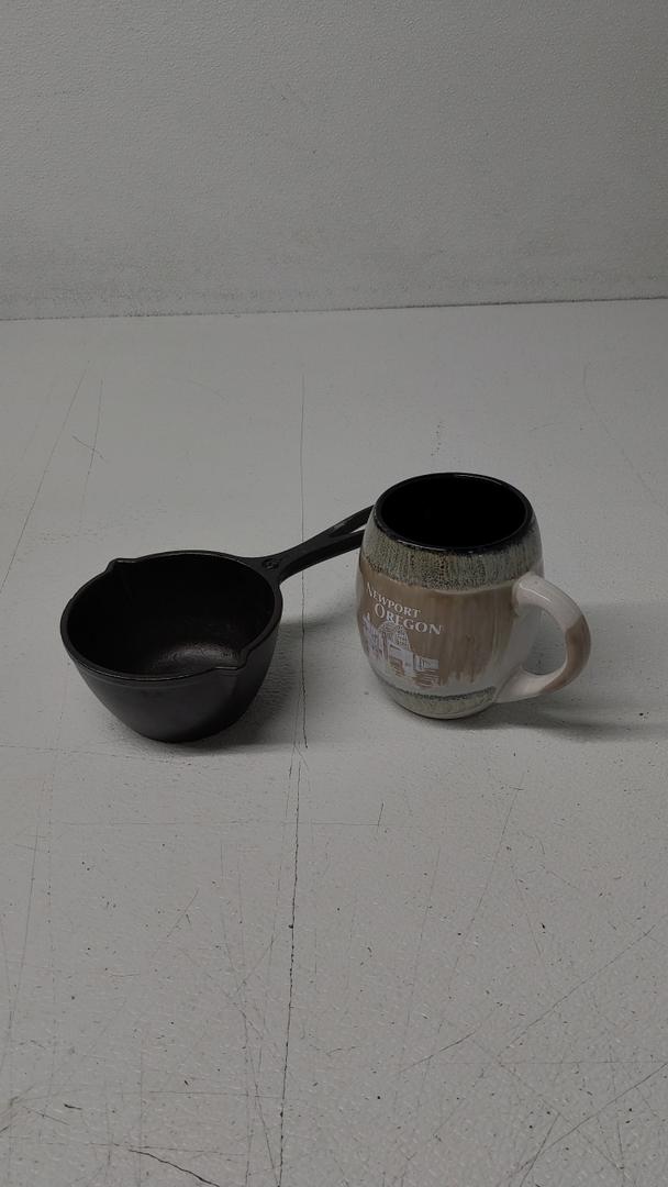 Set of 2 - Souvenir Oregon/Frying pan