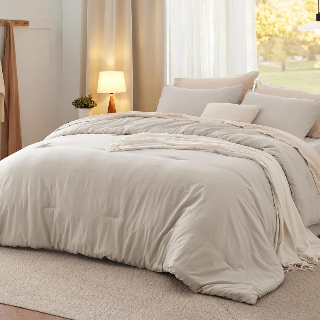 Bedsure Queen Size Comforter Set, Oatmeal Soft Prewashed Bedding for All Seasons, 3 Pieces GentleSoft Warm Down Alternative Bed Set, 1 Lightweight Comforter (90"x90") and 2 Pillowcases (20"x26") (Queen, 12 - Oatmeal)