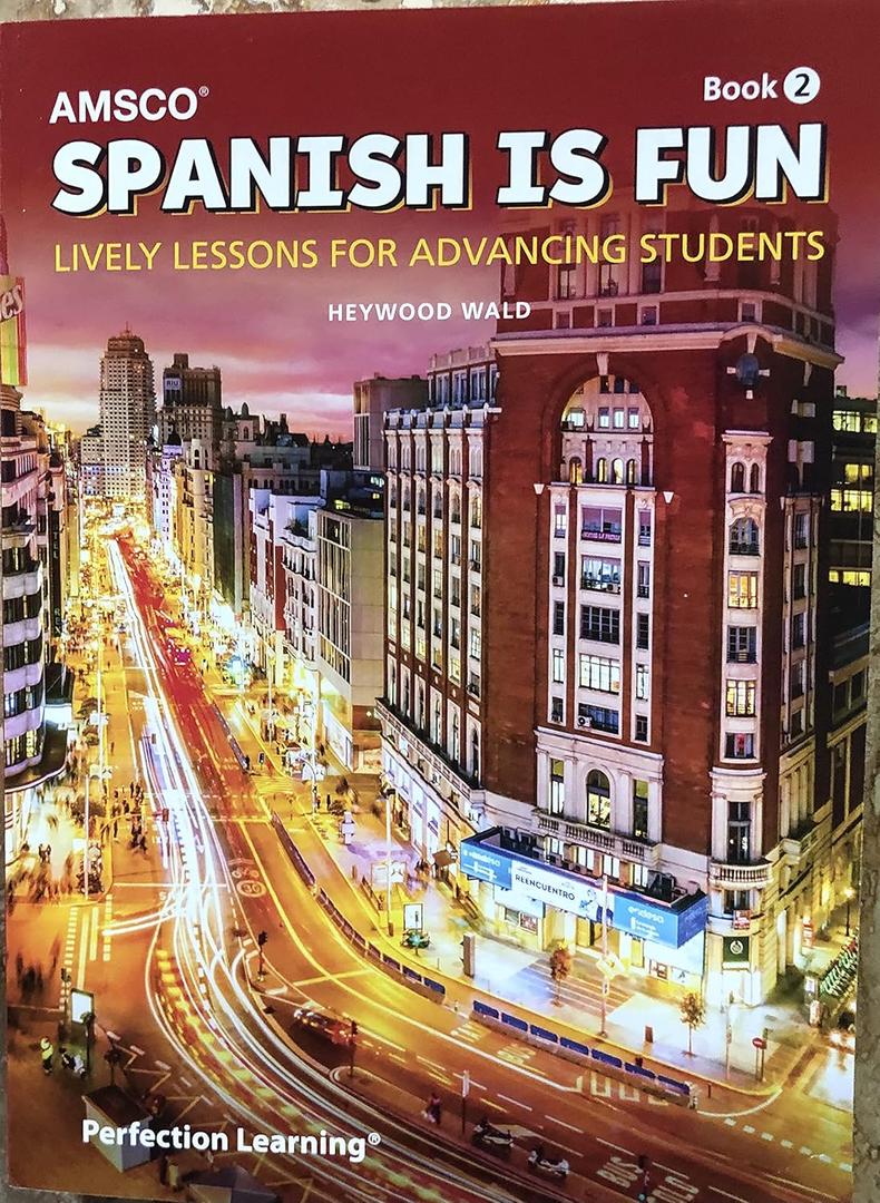 Spanish Is Fun: Book 2 (Spanish Edition) - Paperback