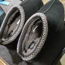 UGG womens Tazz II, Size 9