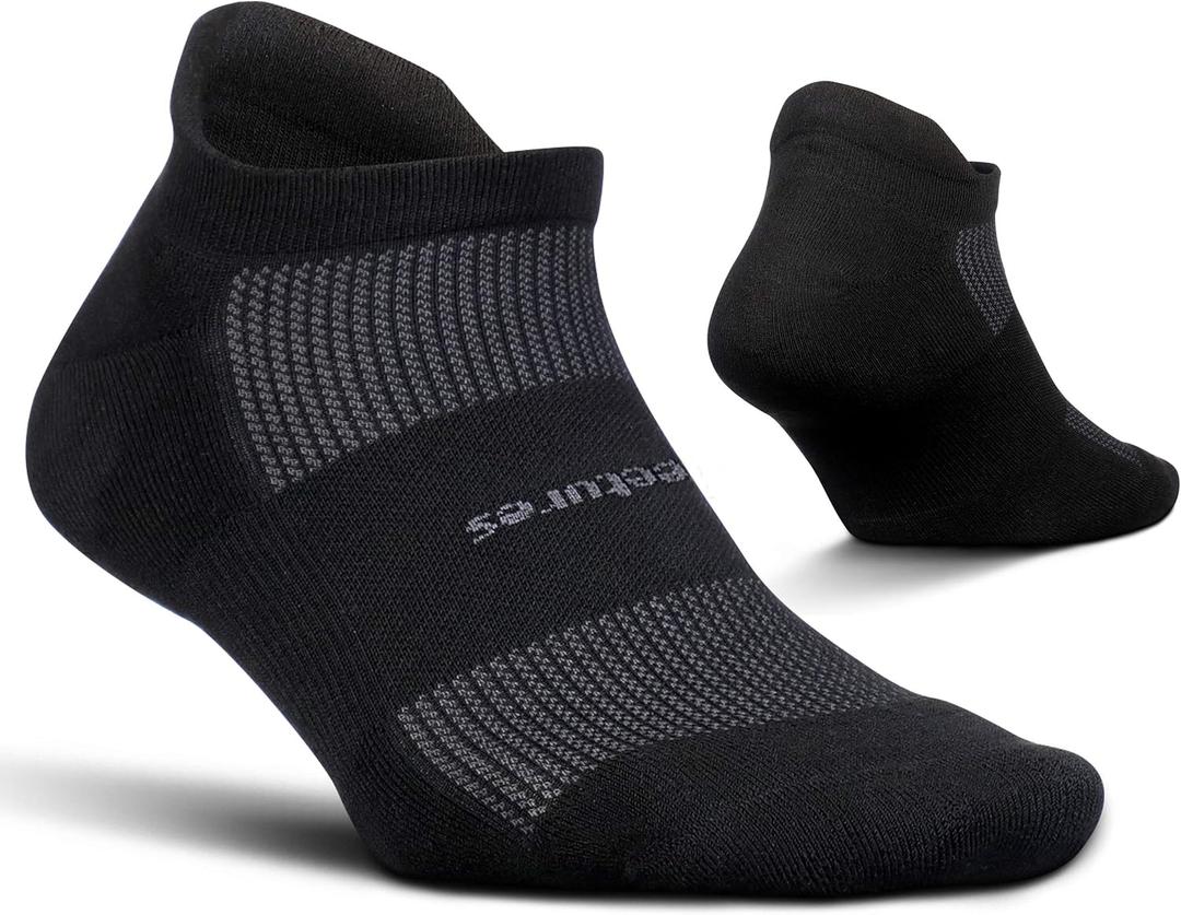 Feetures High Performance Max Cushion Ankle Sock - Running Socks for Women & Men with Heel Tab - Black, M (1 Pair)