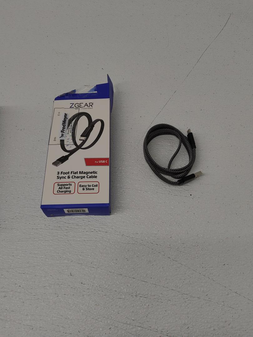 ZGEAR 3FT Flat Magnetic Sync & Charge Cable USB C