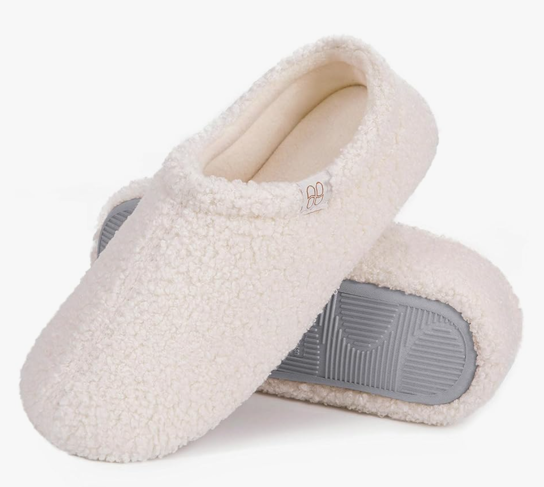 HomeTop Women's Fuzzy Curly Fur Memory Foam Loafer Slippers with Polar Fleece Lining Size 7/8