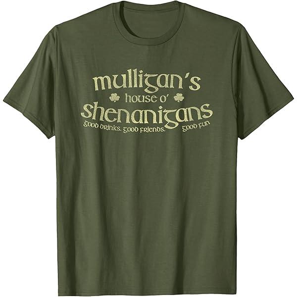 Flanagan's House O' Shenanigans Funny Irish Name T-Shirt (M)