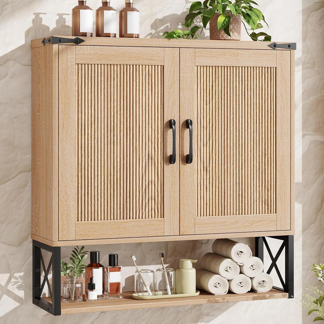 Vabches Bathroom Wall Cabinet, Fluted Medicine Cabinet, Natural Oak, 31.5 x 29.53 x 7.87 inches