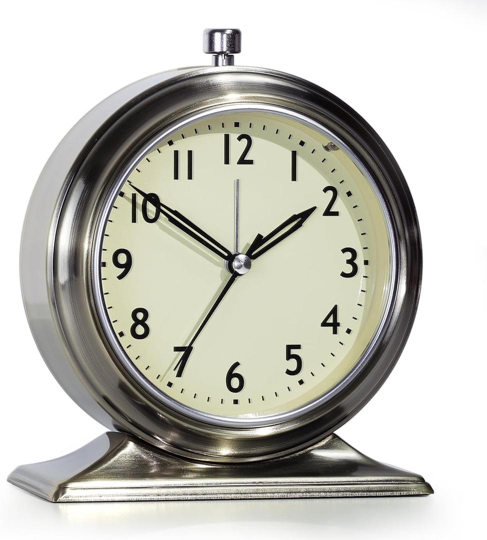 AYRELY 4-inch Battery Operated Alarm Clock Silent Analog Desk Clocks with Light Vintage Metal Table Clock for Living Room Shelf Bedside Home Decor (Gold)