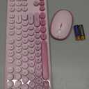 Wireless Keyboard and Mouse Combo, 2.4GHZ Typewriter Retro Full Size Keyboards, Cute Colorful Computer Keyboard and Wireless Mouse for Laptop/Desktop/Windows/PC (Pink Gradient)