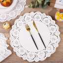 MCEAST 100 Pack Round White Paper Doilies 13.5 Inches Lace Paper Place Mats Rustic Scallop Doily Disposable Paper Table Pads for Food Cakes Crafts Party Weddings Tableware Decor