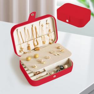 Travel Jewelry Box, Small PU Leather Jewelry Organizer Case for Women, Portable Jewelry Storage Holder for Earrings, Rings, Necklaces, Bracelets (Red)