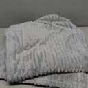 NEWCOSPLAY Super Soft King Blanket Light Grey Premium Silky Flannel Fleece 3D Ribbed Jacquard Lightweight Bed Blanket All Season Use (Light Grey Ribbed, King(90"x110"))