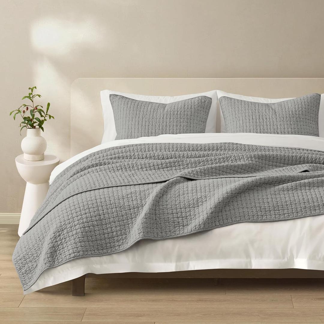 Wonderful 100% Cotton Jersey Knit Quilt - Rice Stitch Grey Stripe Queen Quilt with Two Pillow Shams - Soft & Breathable, All-Season Use, Hypoallergenic, Prewashed, Bedspread & Coverlet, 94"x94"