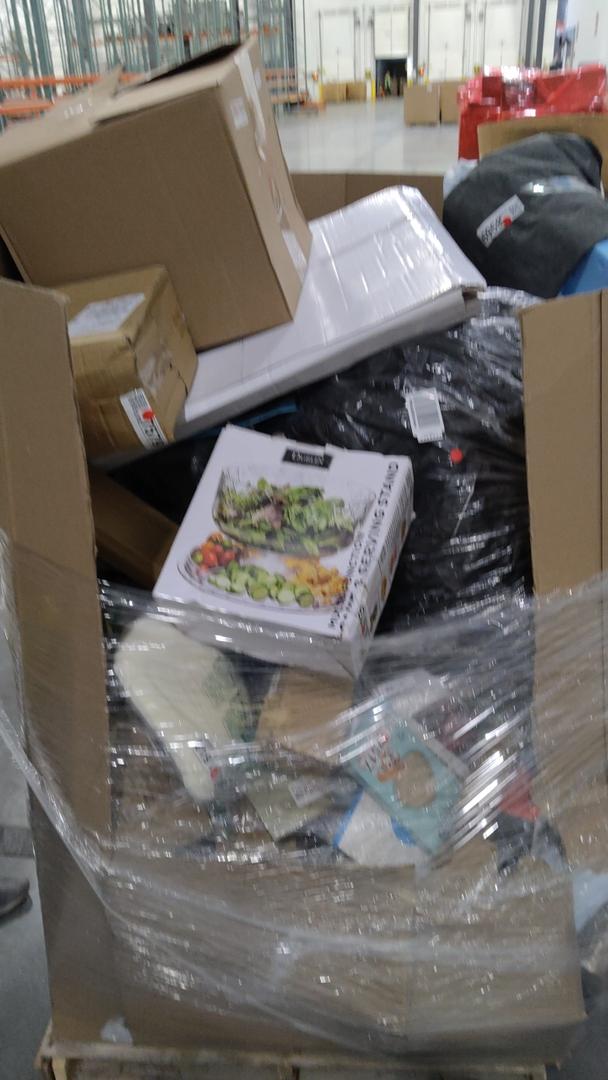 Pallet of Salvage Items