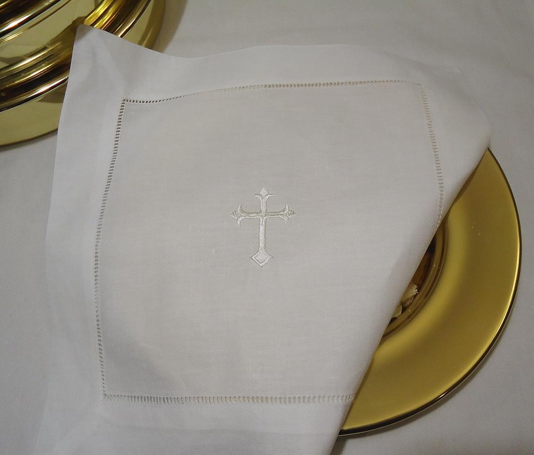 10pcs Integrity Designs White Linen Altar Cloth White Cross Embroidery