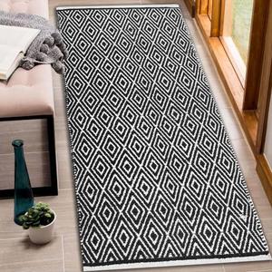 Chardin home 100% Cotton Diamond 2x5 Runner Rug Fully Reversible, Machine Washable, Black and White 21"×34"