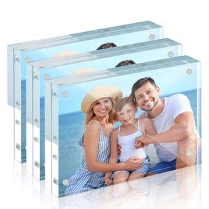 HOUSE DAY Acrylic Picture Frames 5x7, 2 Pack Magnetic 5x7 Picture Frame, Double Sided Clear 5 x 7 Photo Frame with Microfiber Cloth, Frameless FreeStanding 5x7 Frame Gift for Desktop Display