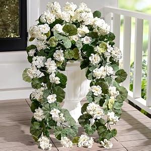 Waipfaru Artificial Geraniums Flowers for Outdoors, 2Pcs UV Resistant Faux Hanging Plants Outside Decor, Realistic White Faux Silk Flowers for Outdoor Planters Patio Porch Garden Home