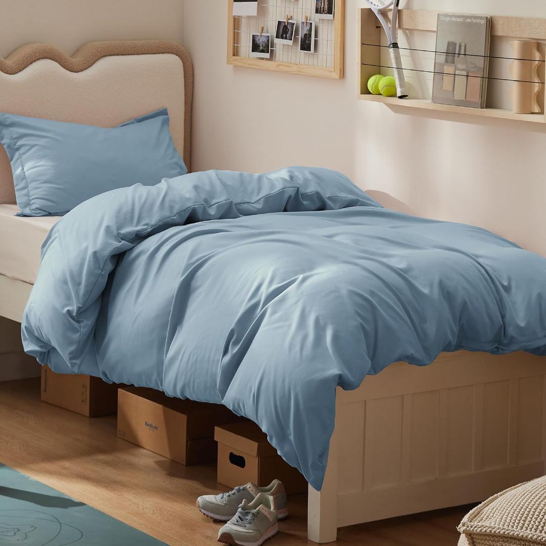 Bedsure Duvet Cover Twin/Twin XL Size - Extra Soft Double Brushed Bedding Set with Zipper Closure, 2 Pieces, Includes 1 Duvet Cover (68"x90") & 1 Pillow Sham, Comforter Not Included, Mineral Blue