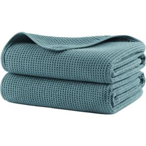 POLYTE 380 GSM Microfiber Oversize Quick Dry Lint Free Waffle Bath Towel for Body, 60 x 30 in, Set of 2 (Green)