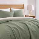 WRENSONGE King Size Quilt-3 Pieces Lightweight Bedspreads Sage Green King Quilt Bedding Set for All Seasons, Soft Summer Coverlet with 2 Pillow Shams Suitable for Bed, Couch, Quilt Blanket