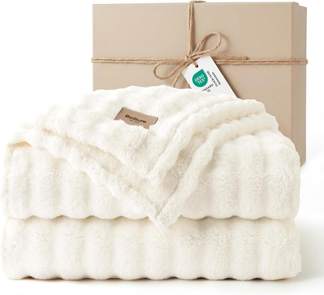 Bedsure 3D Fleece Bubble Blanket - GentleSoft White King Blanket for Bed Sofa Room Decor - Luxury Soft Cozy Gifts for Women, Lightweight, All Seasons, Off White, 108"90"