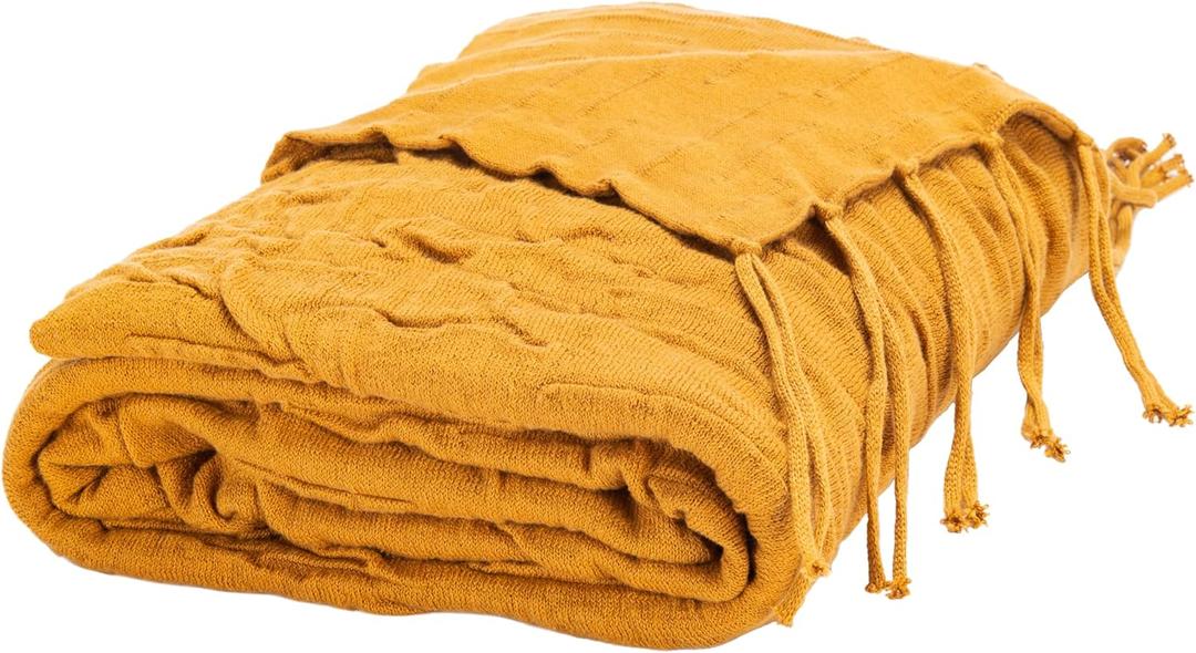 SAFAVIEH Home Collection Delena Mustard 50 x 60