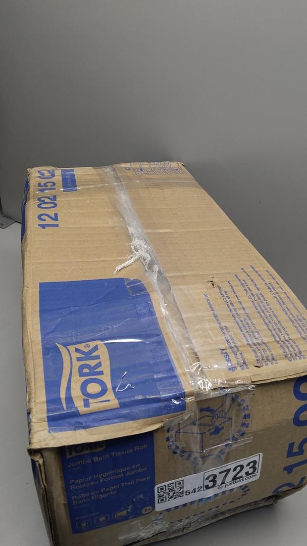 Tork 12021502 Advanced Jumbo Roll 2-Ply Toilet Tissue, White 6 pc