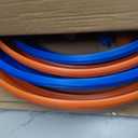 Hot Wheels Track Set with 1:64 Scale Toy Car, 4 Intersections for Crashing, Powered by a Motorized Booster, Criss-Cross Crash Track, Medium