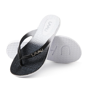 LAVAU Women Waterproof Flip Flops, Shower & Water No-Slip Sandals for Pool and Beach, Size 10